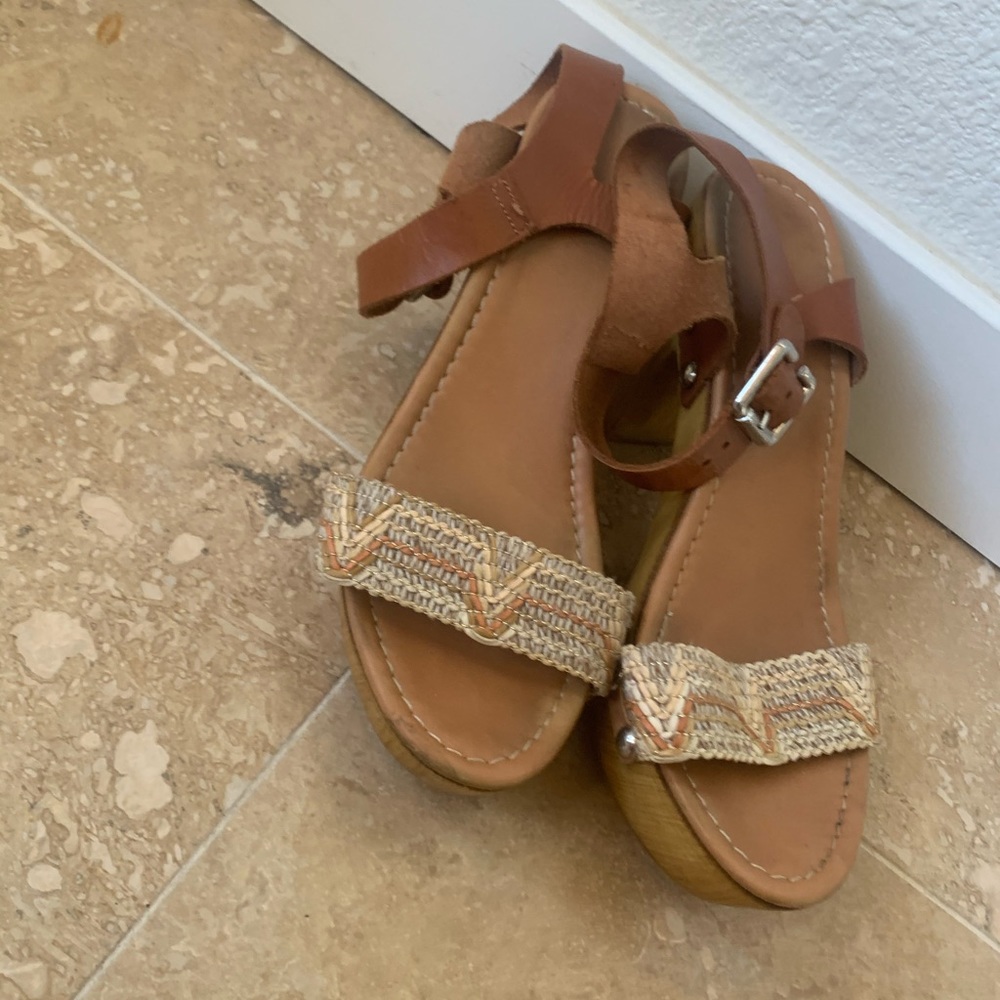 Italian wedges size 7/38